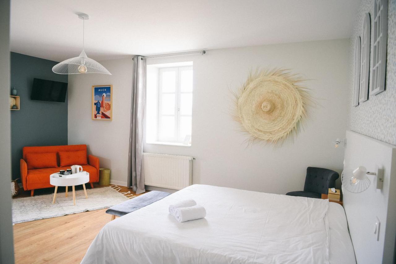 Chambre D'Hotes Domaine Le Castagne Auch Εξωτερικό φωτογραφία